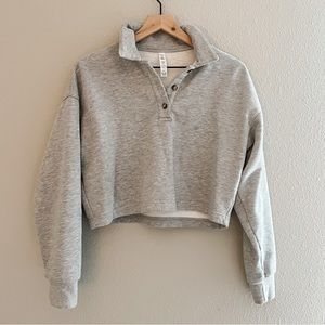 Alo Yoga Polo Henley Pullover